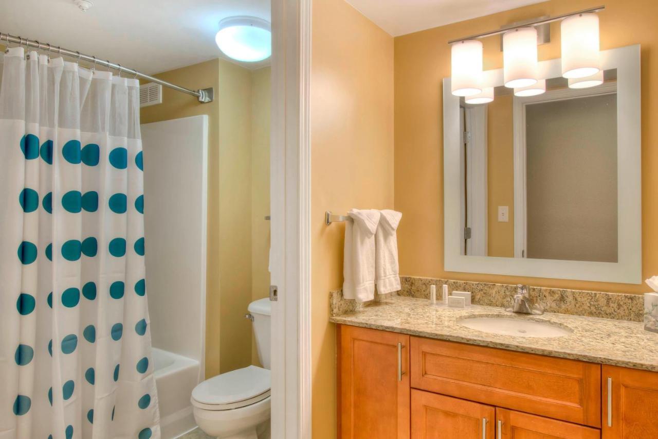 Towneplace Suites Raleigh Cary/Weston Parkway Exteriör bild