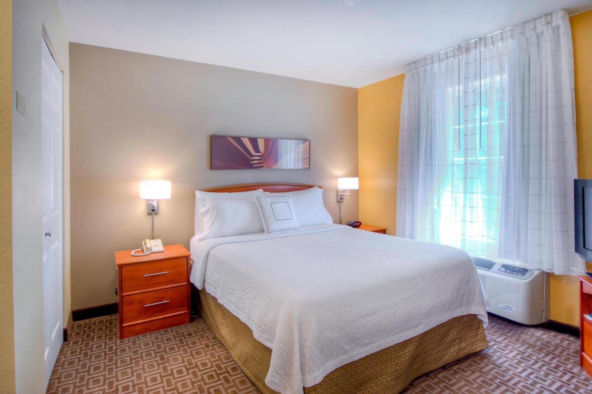Towneplace Suites Raleigh Cary/Weston Parkway Exteriör bild