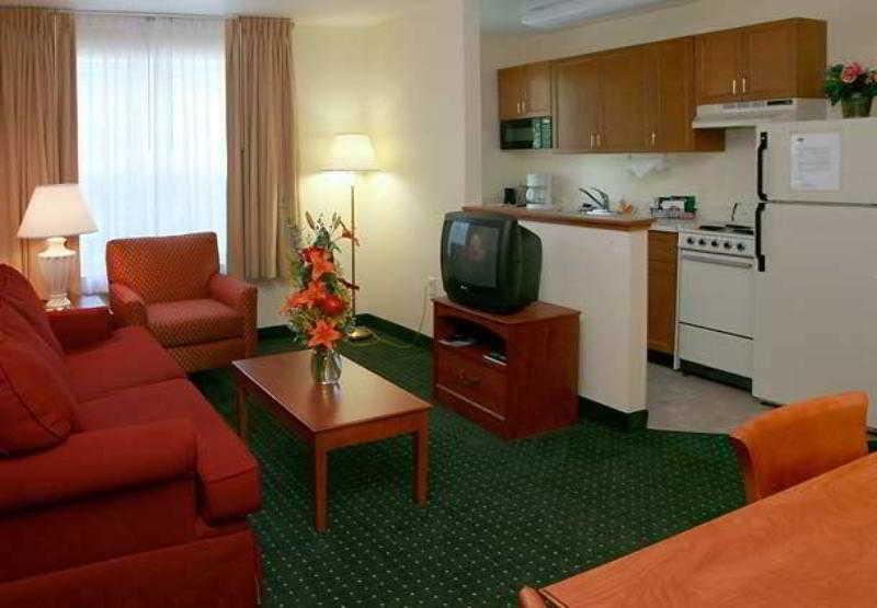 Towneplace Suites Raleigh Cary/Weston Parkway Rum bild