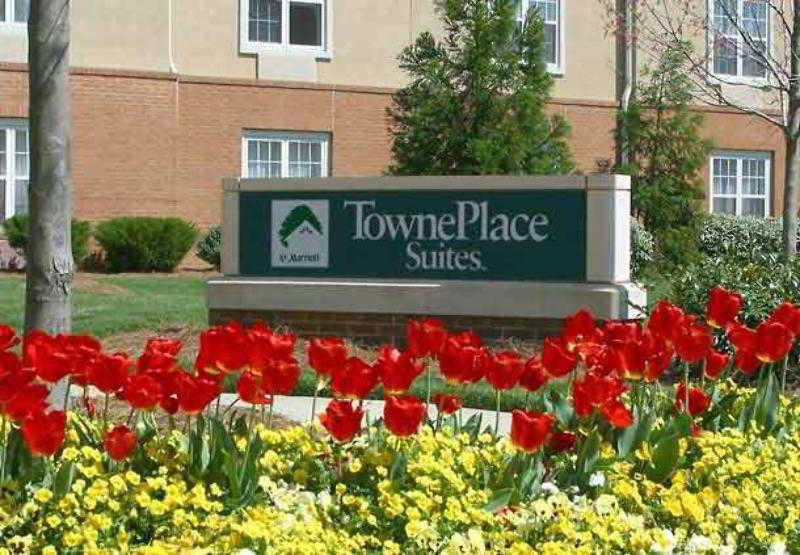 Towneplace Suites Raleigh Cary/Weston Parkway Exteriör bild