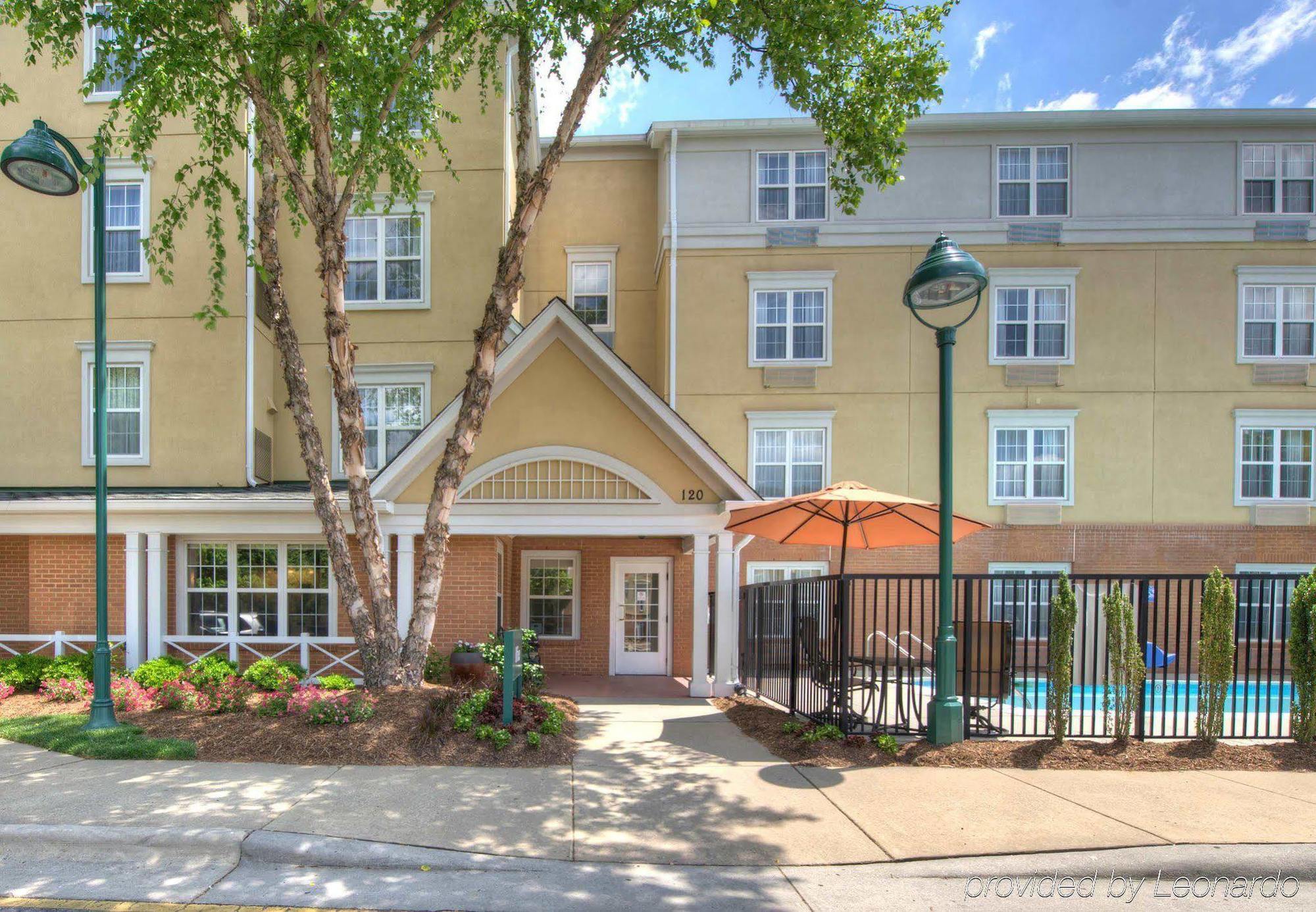 Towneplace Suites Raleigh Cary/Weston Parkway Exteriör bild