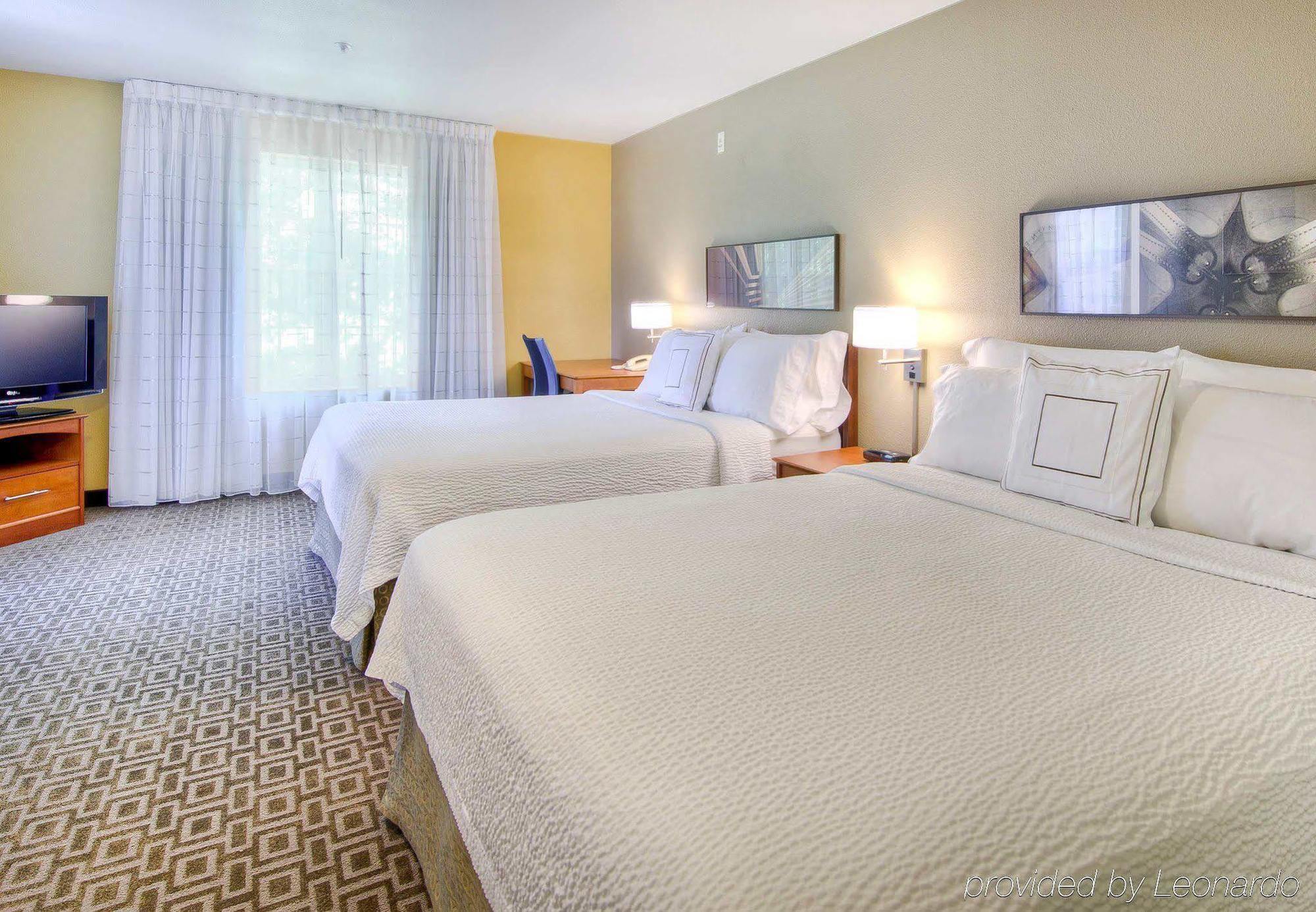 Towneplace Suites Raleigh Cary/Weston Parkway Exteriör bild
